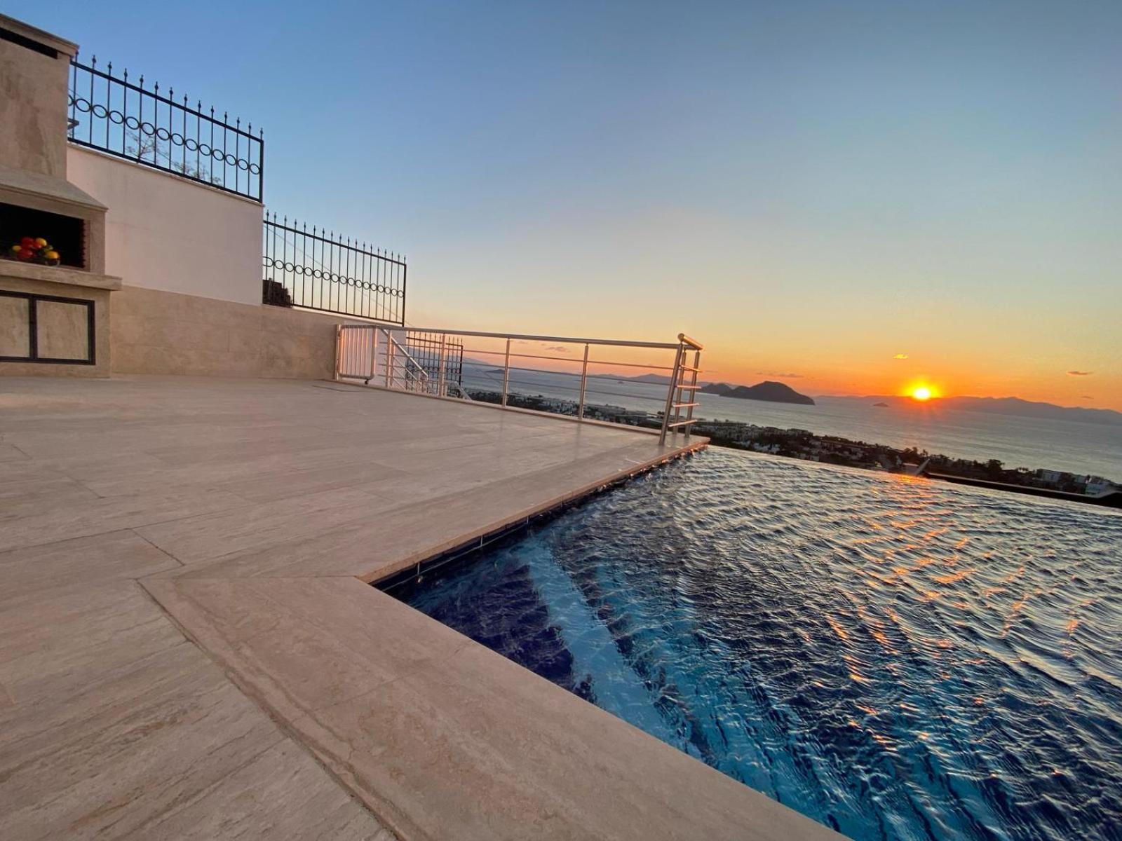Bodrum Eason Villa & House 350M2 Full Sea View With Private Infinity Pool Luaran gambar